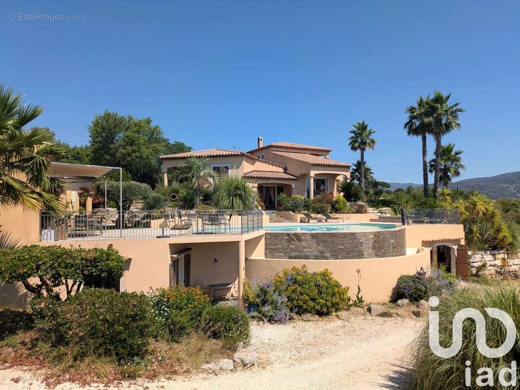 Photo 2 - Maison à BORMES-LES-MIMOSAS