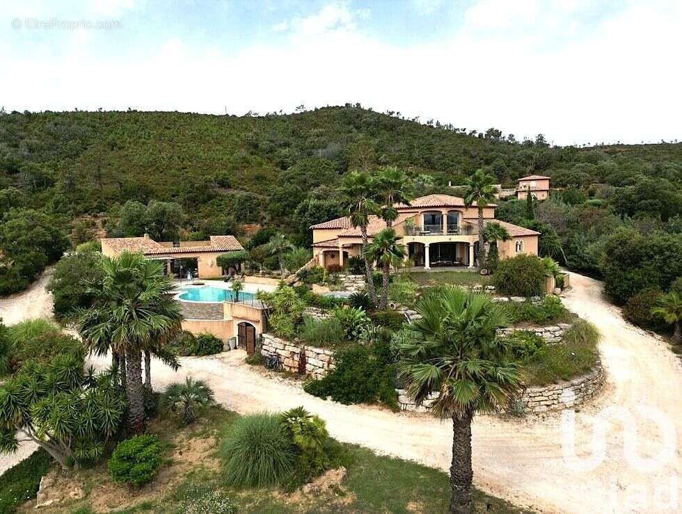 Photo 3 - Maison à BORMES-LES-MIMOSAS