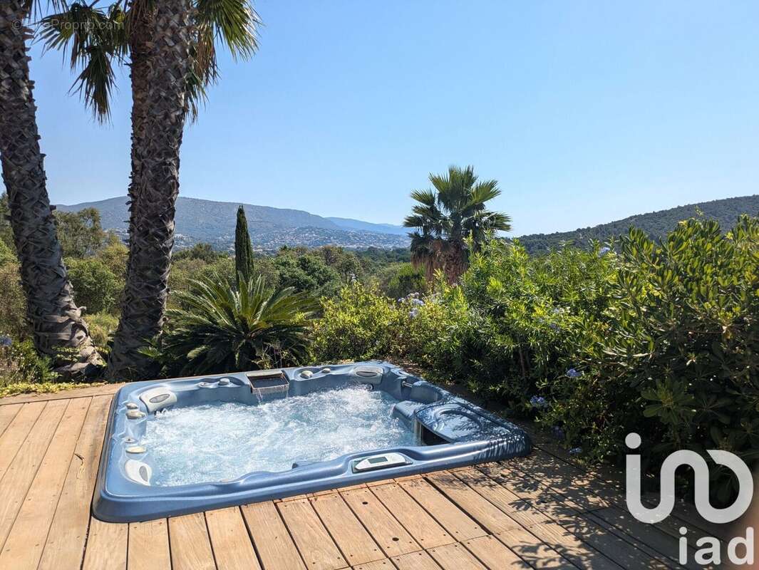 Photo 8 - Maison à BORMES-LES-MIMOSAS