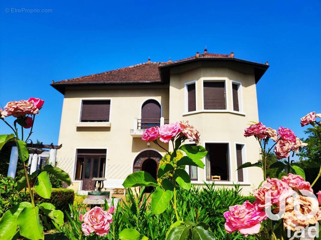 Photo 1 - Maison à SARAMON