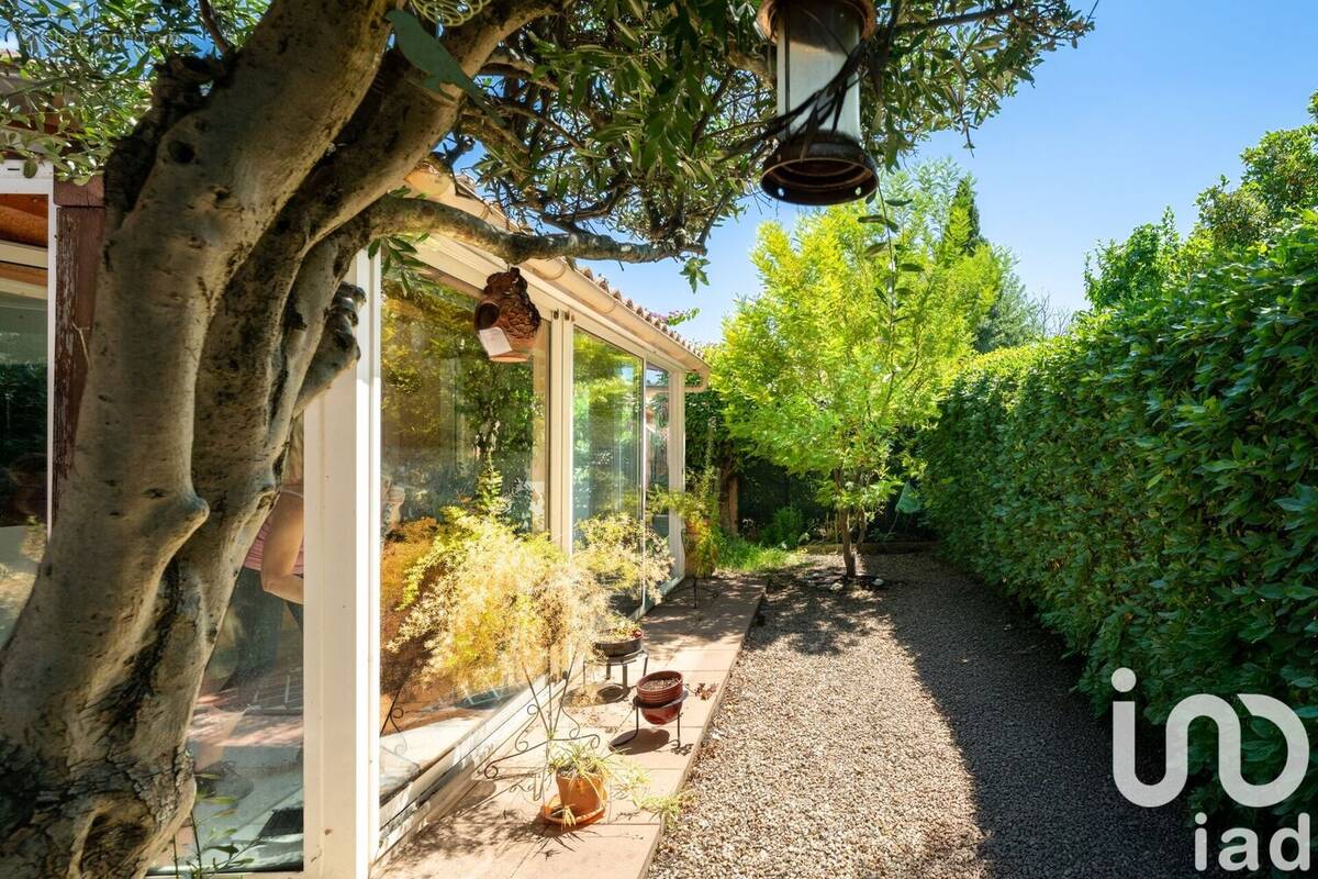 Photo 1 - Maison à EYGUIERES
