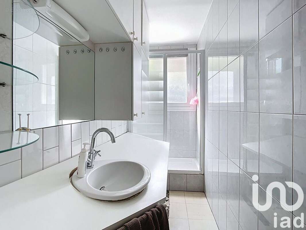 Photo 7 - Appartement à SAINT-MAUR-DES-FOSSES