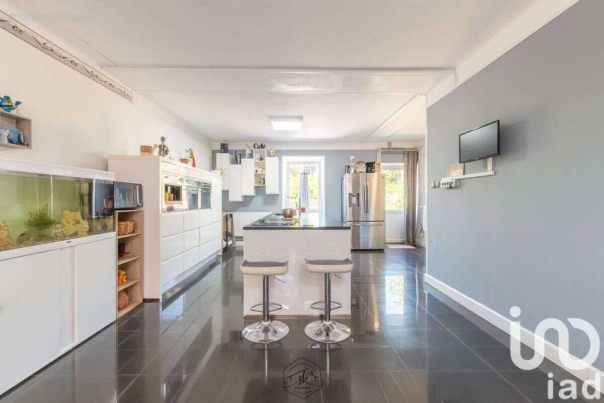 Photo 3 - Maison à FRESNOIS-LA-MONTAGNE