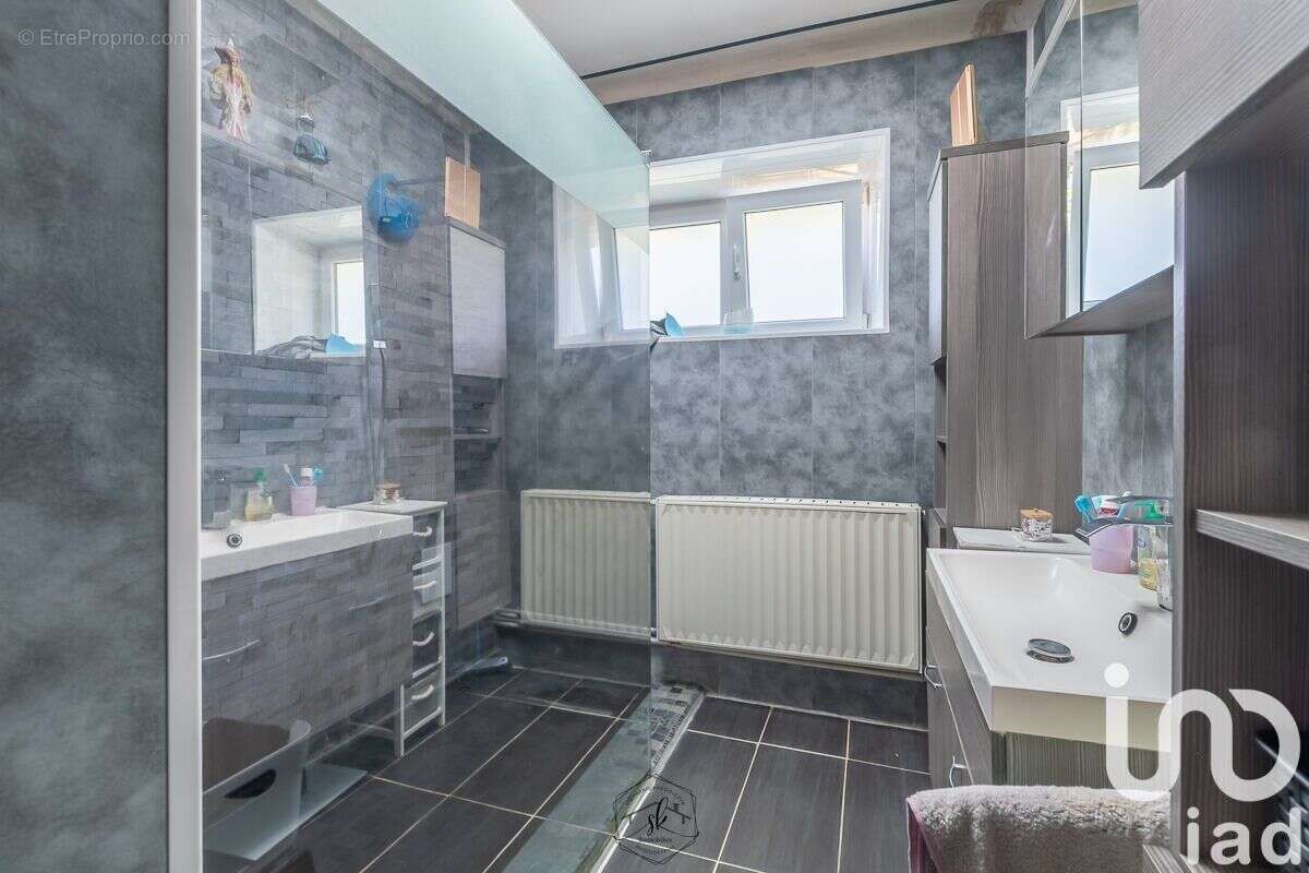 Photo 7 - Maison à FRESNOIS-LA-MONTAGNE