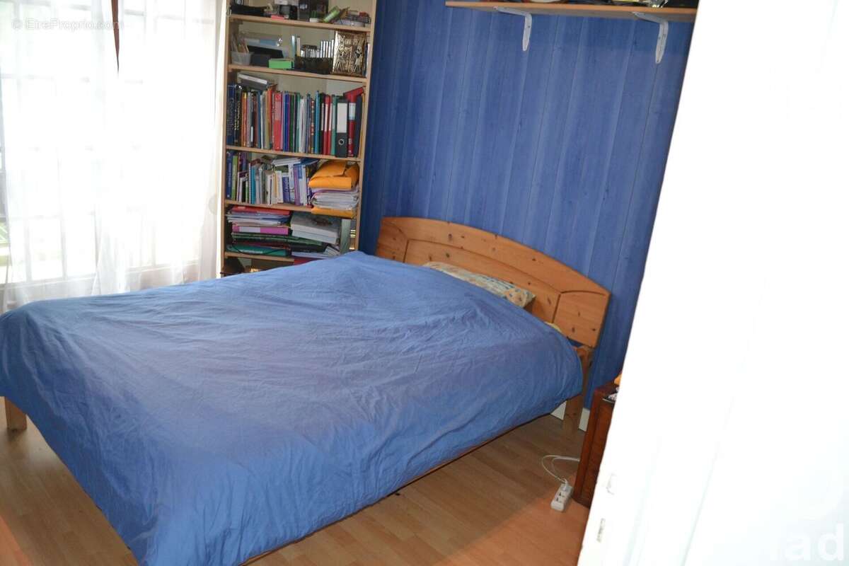 Photo 9 - Appartement à BURES-SUR-YVETTE