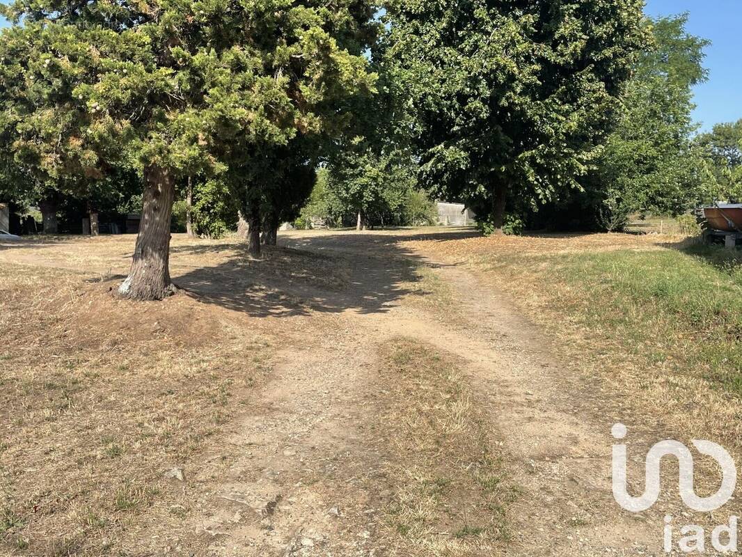 Photo 1 - Terrain à LE PELLERIN