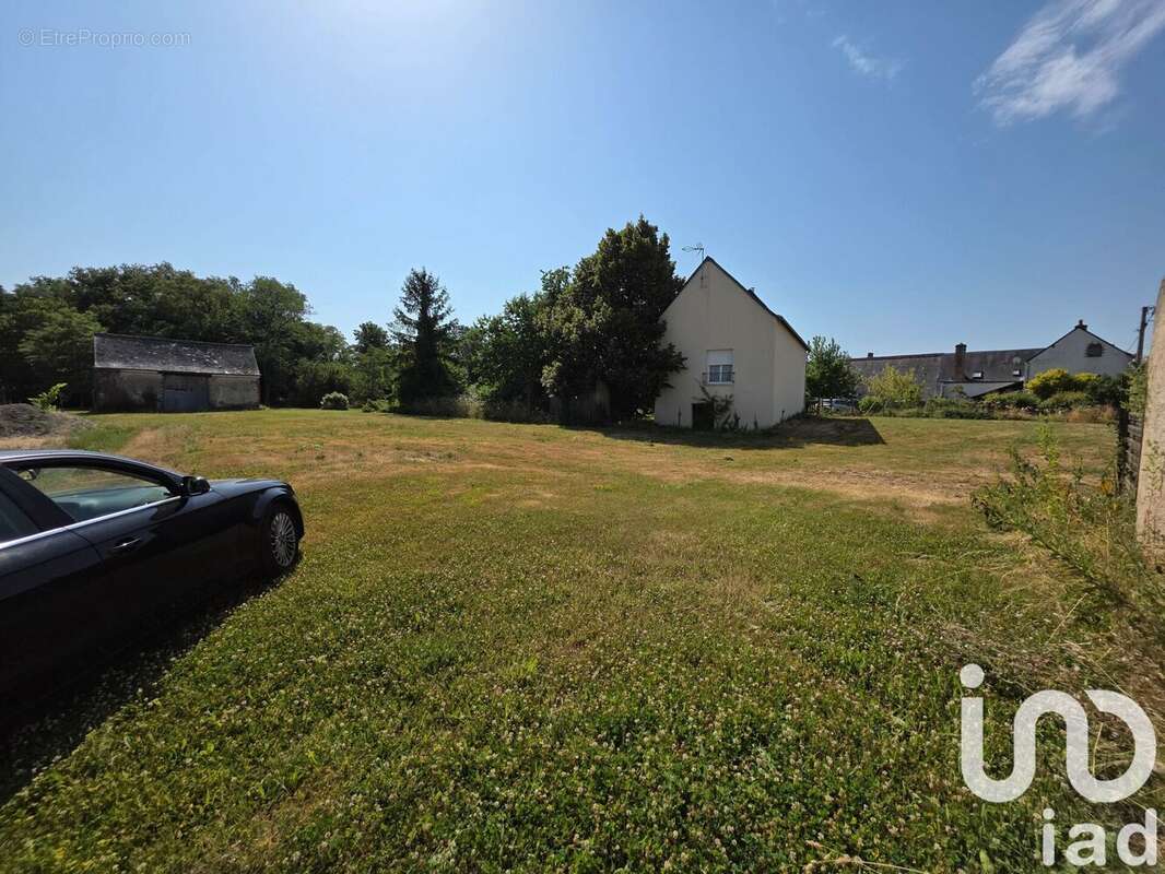 Photo 2 - Terrain à SAINT-BRANCHS