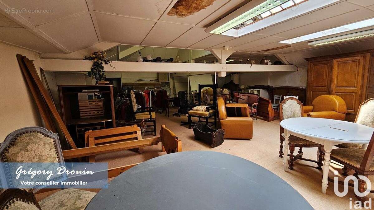 Photo 7 - Commerce à PUISEAUX