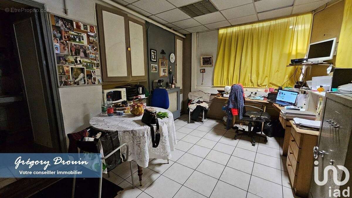 Photo 8 - Commerce à PUISEAUX