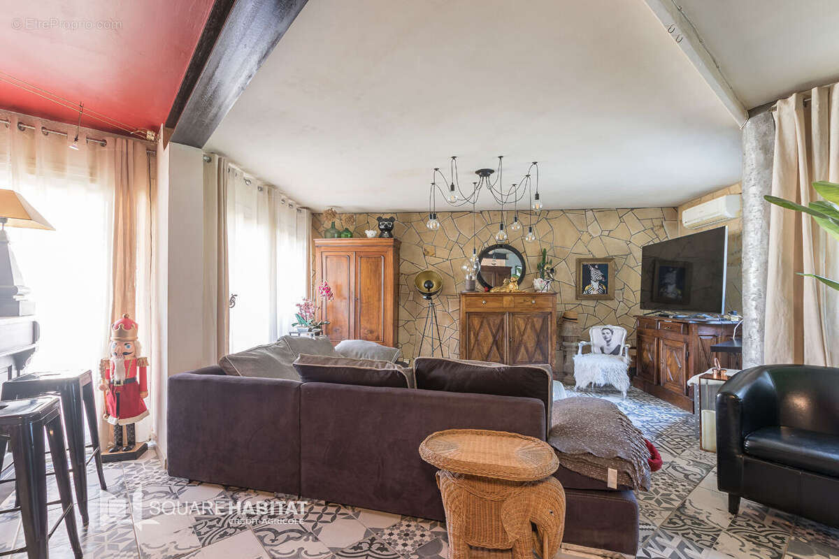 Photo 2 - Maison à LE POET