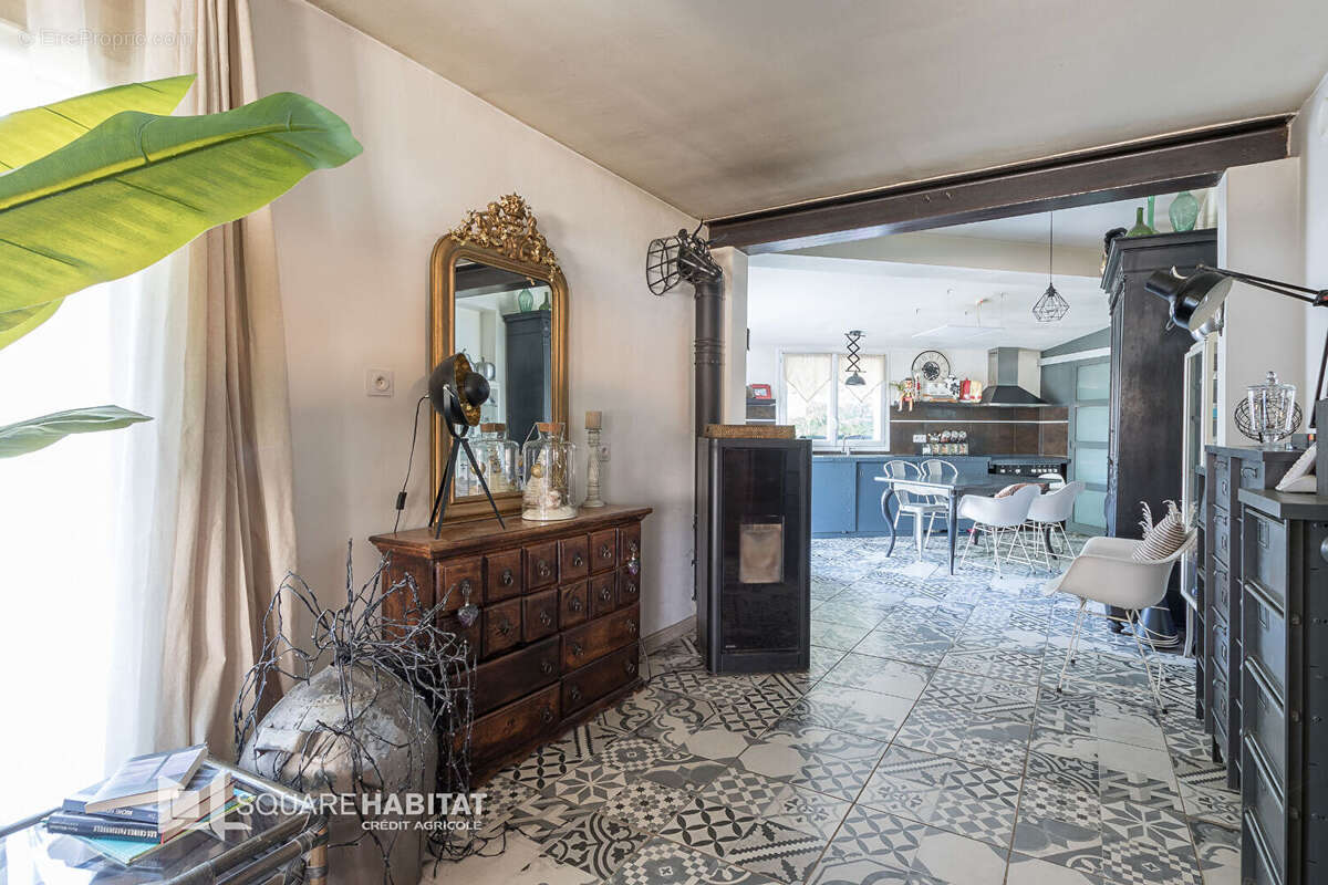 Photo 5 - Maison à LE POET