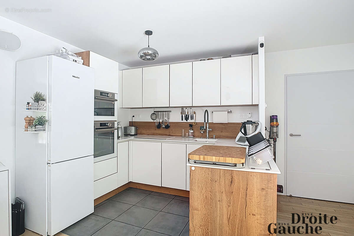 Appartement à VILLE-D&#039;AVRAY