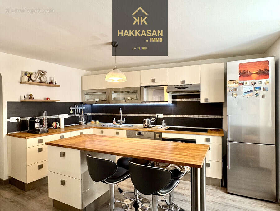 Appartement à PEILLE