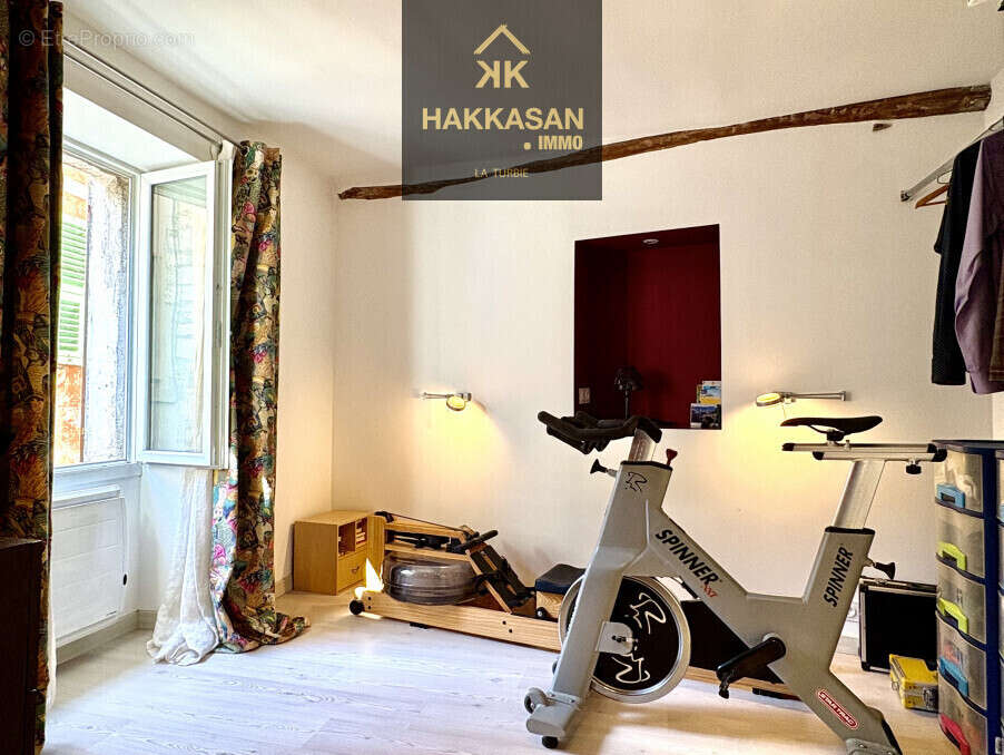 Appartement à PEILLE