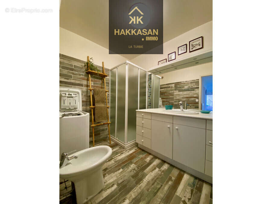 Appartement à ROQUEBRUNE-CAP-MARTIN