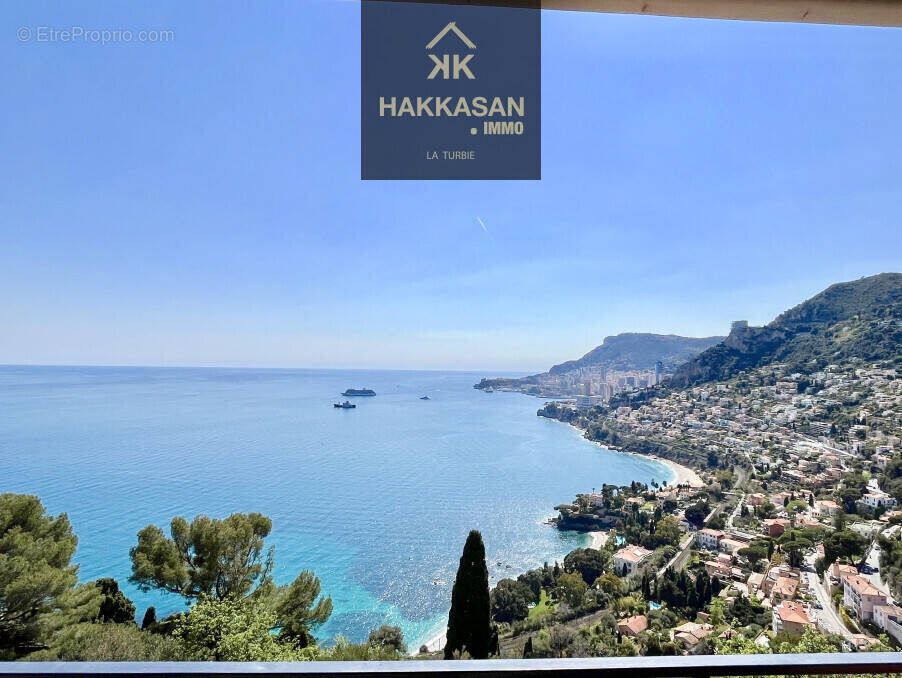 Appartement à ROQUEBRUNE-CAP-MARTIN