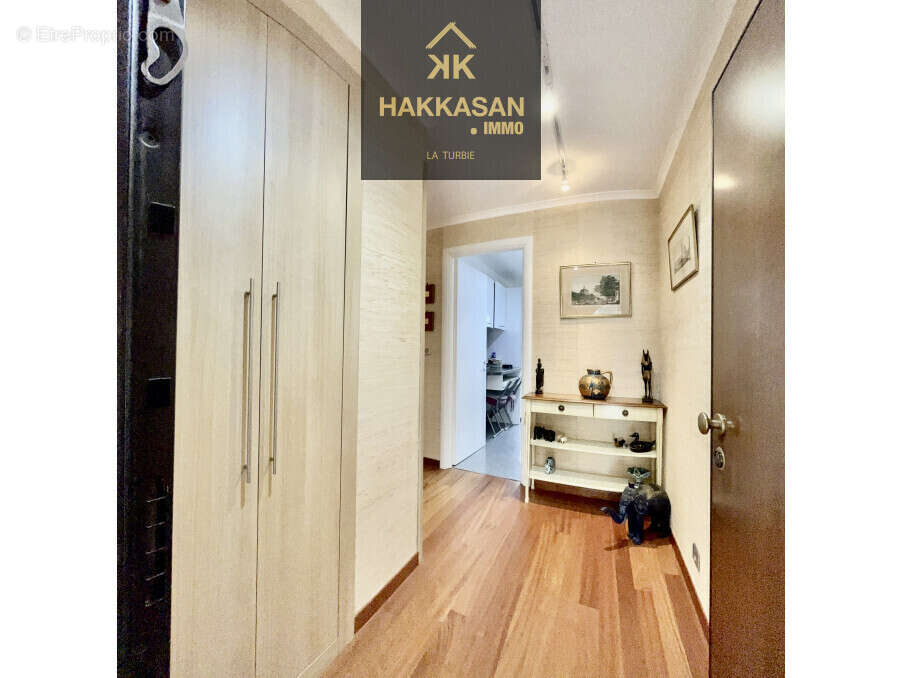 Appartement à LA TURBIE