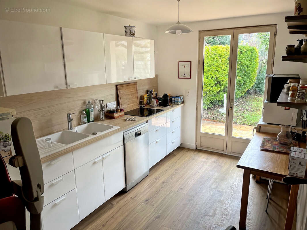 Maison à SAINTE-SAVINE