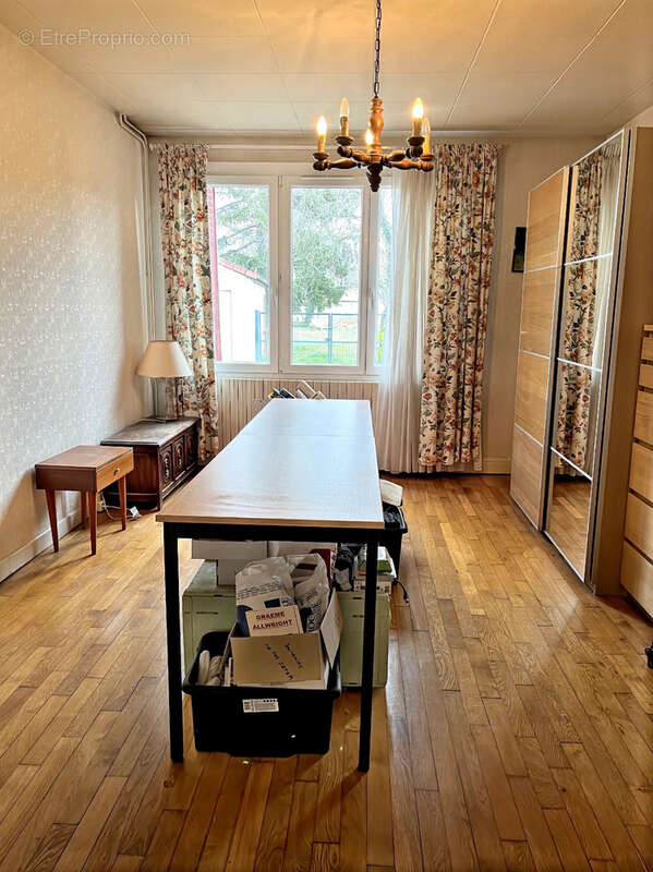 Maison à SAINTE-SAVINE