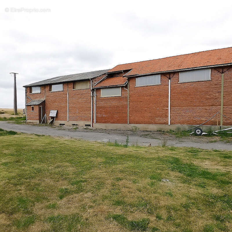 Maison à CROISILLES