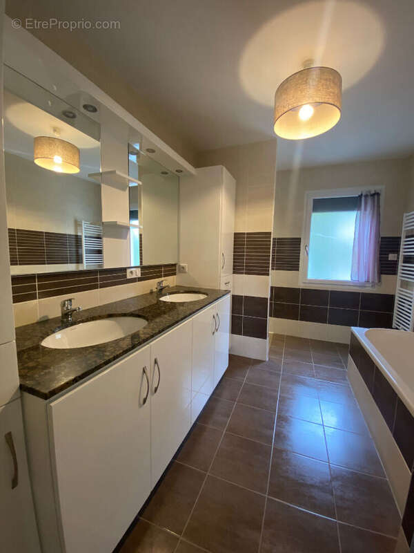 Maison à SAINT-REMY