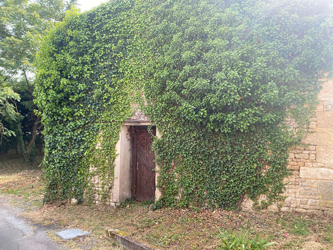 Maison à GERMOND-ROUVRE