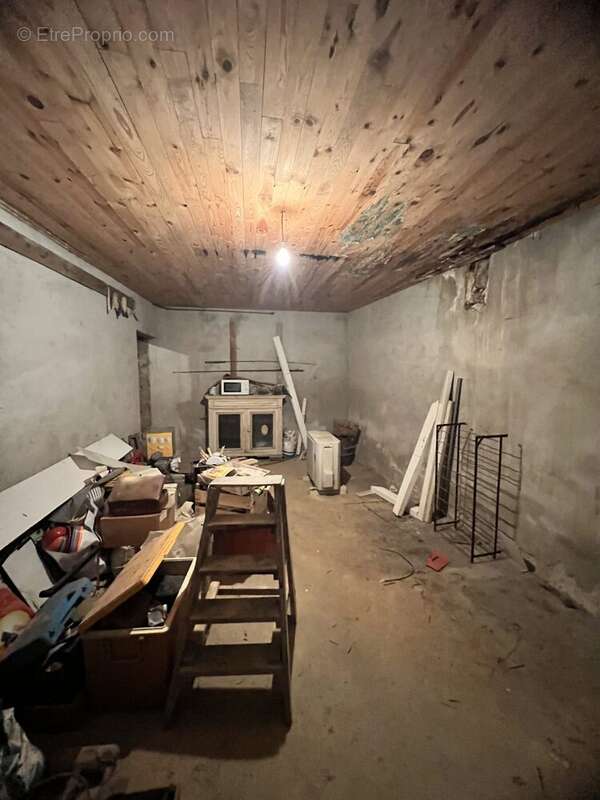 Maison à SAINT-MAURICE-EN-GOURGOIS