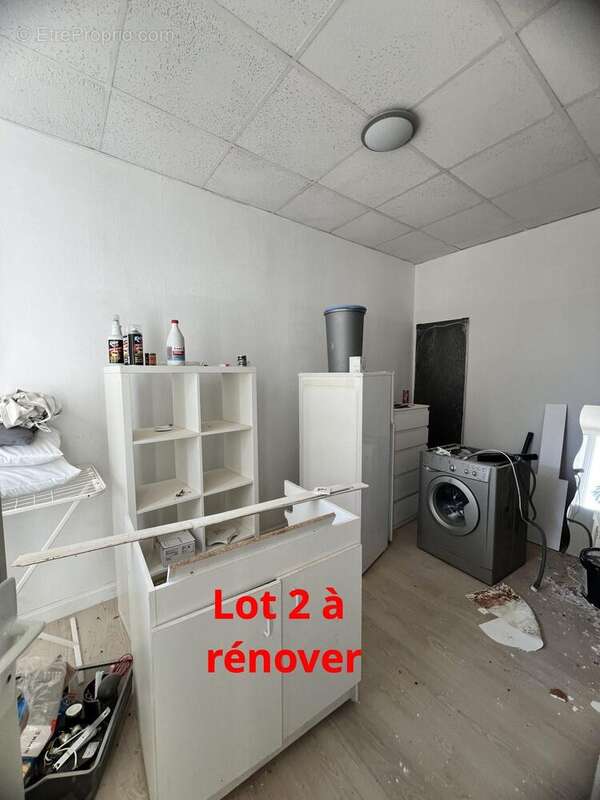 T2 à finir de rénover - Appartement à SAINT-ETIENNE