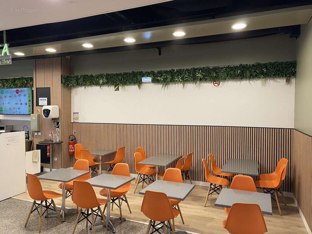 Autre à SAINT-ETIENNE