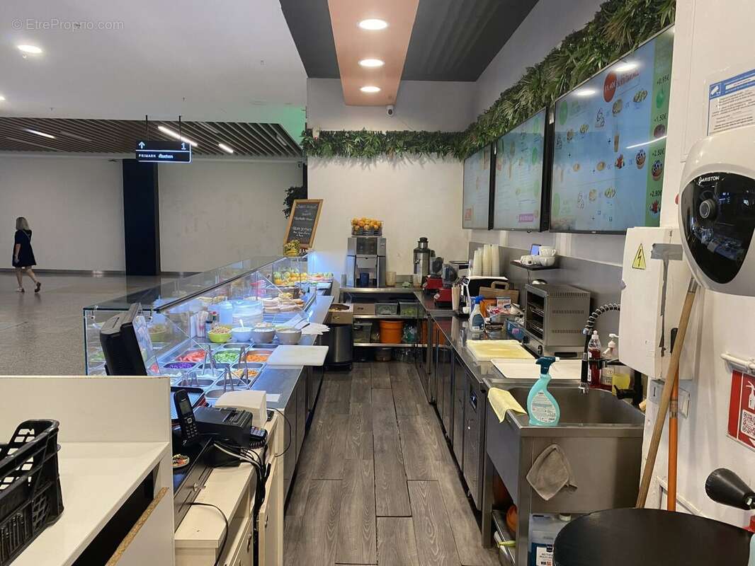 Autre à SAINT-ETIENNE