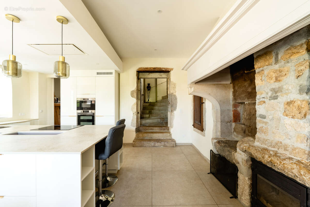 Appartement à QUINTAL