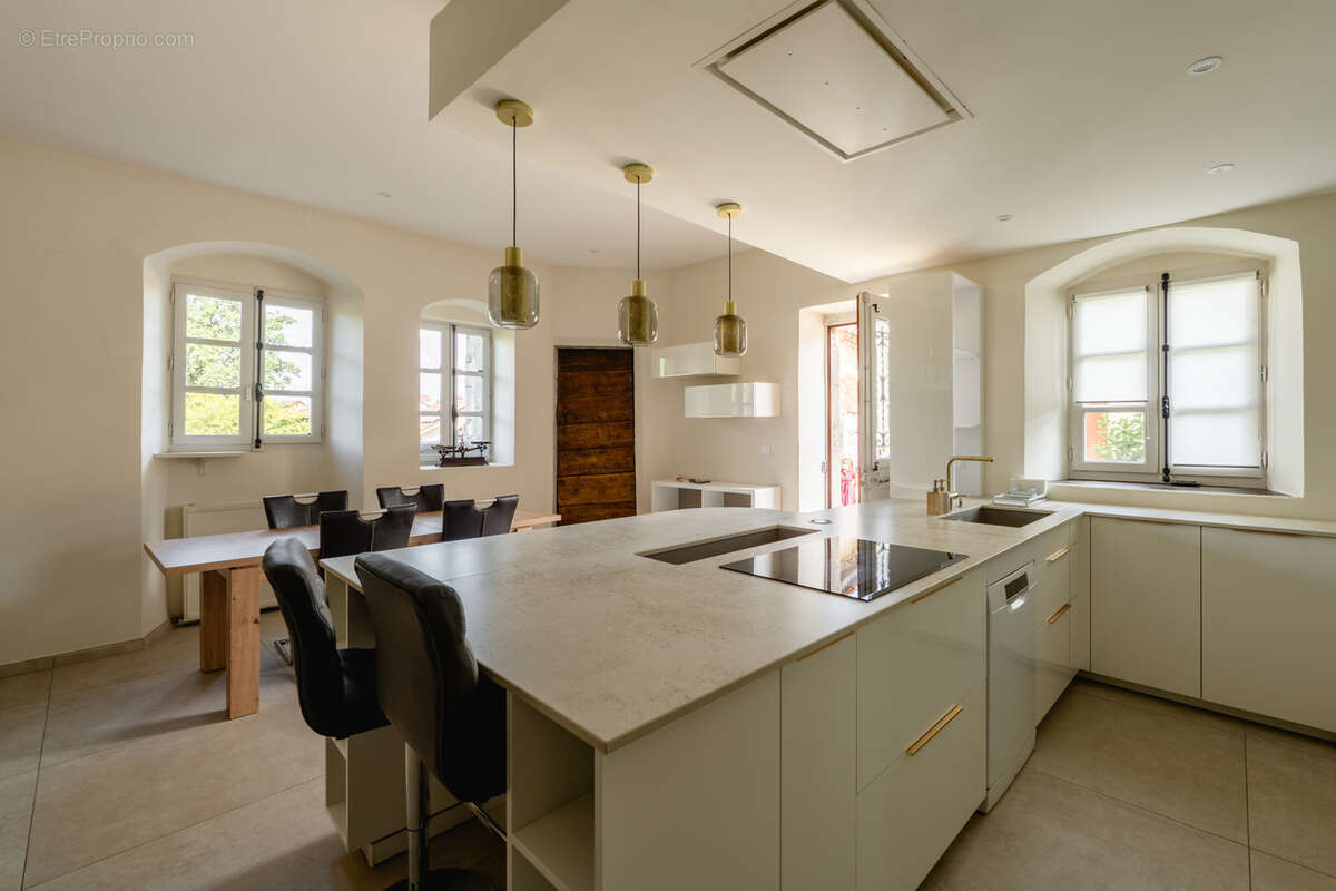 Appartement à QUINTAL