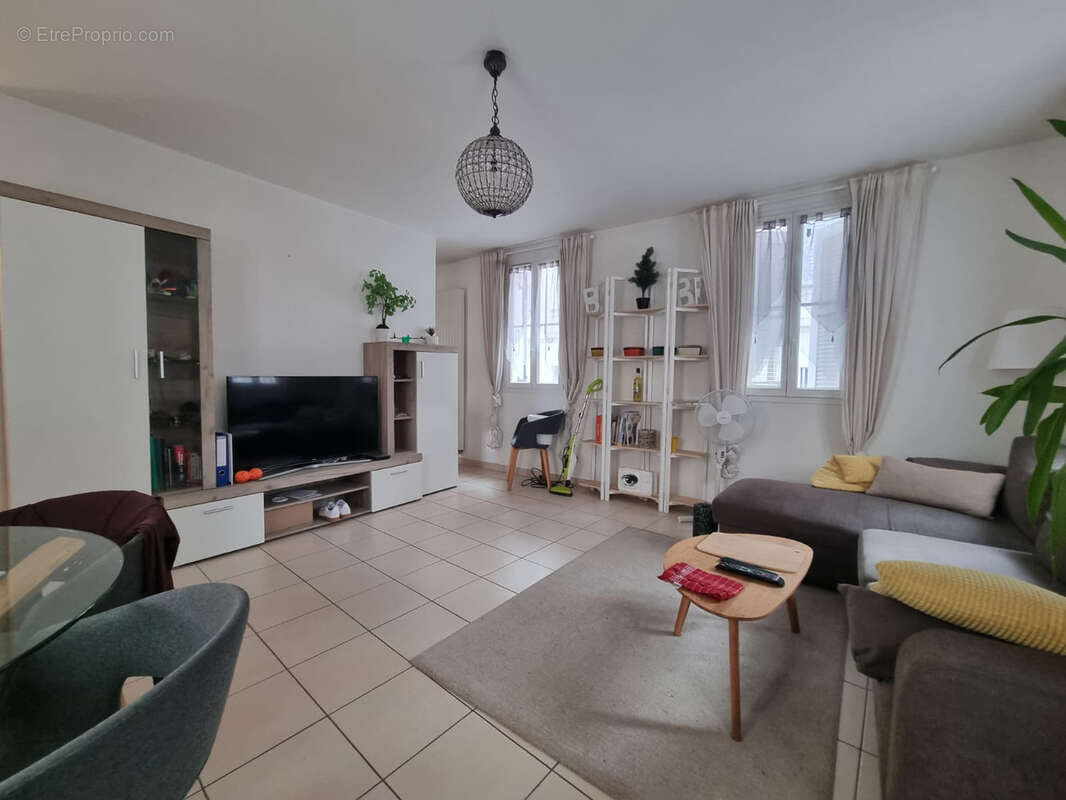 Appartement à EVIAN-LES-BAINS