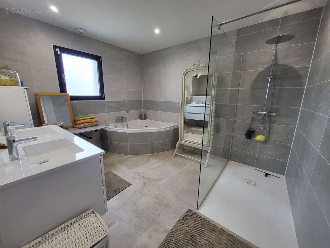 Maison à CHALON-SUR-SAONE