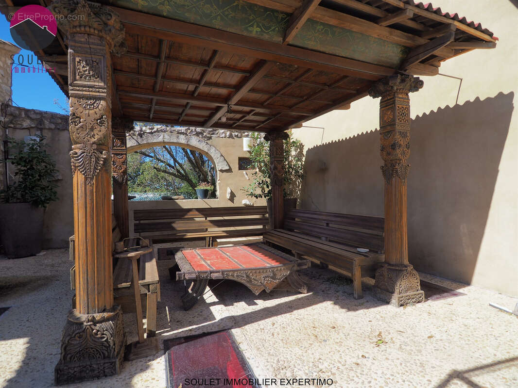 Maison à VILLES-SUR-AUZON