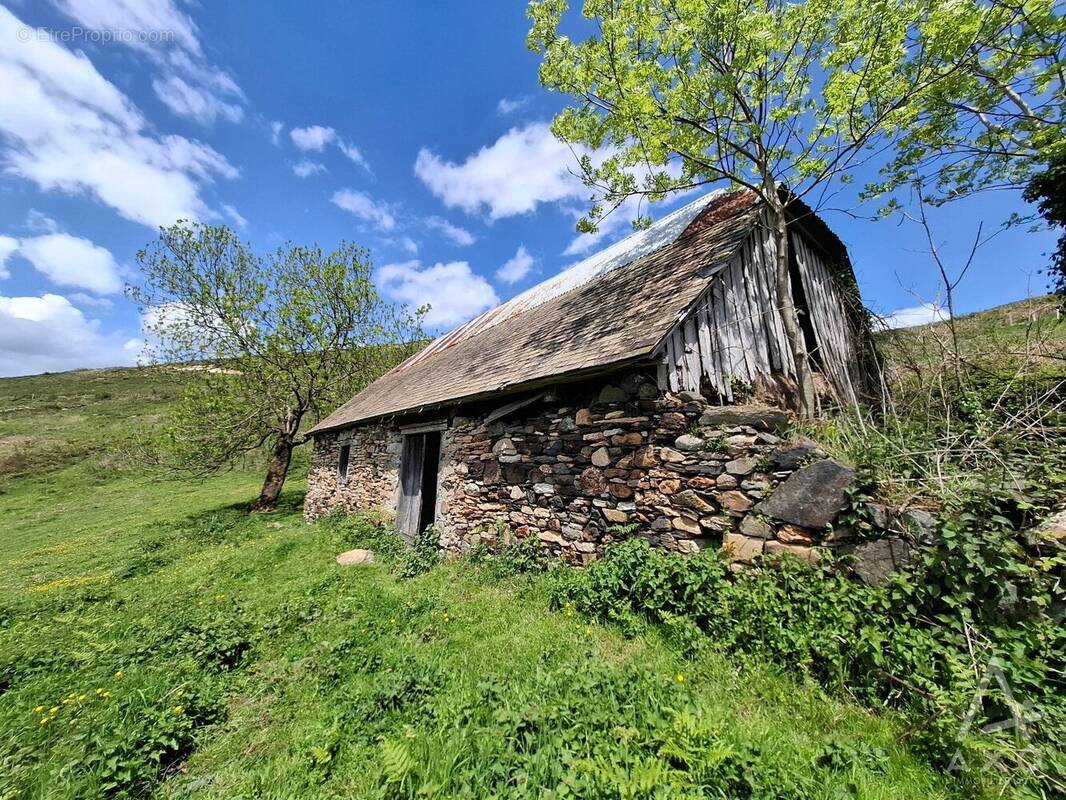 Maison à SAINT-PASTOUS