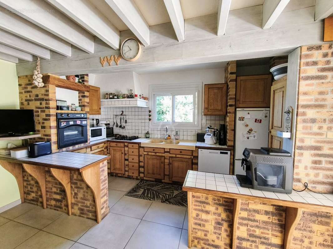 Maison à SAINT-QUENTIN-EN-MAUGES