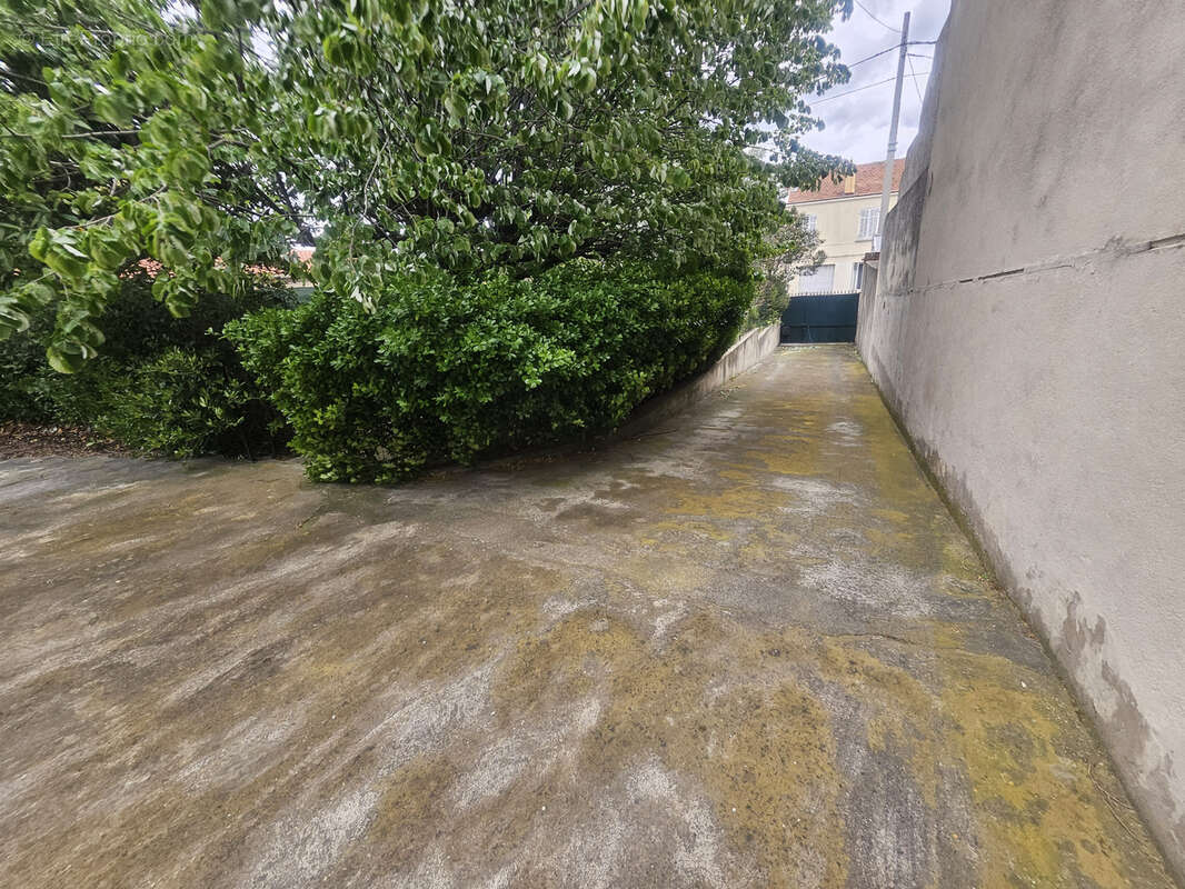 Maison à MARSEILLE-15E