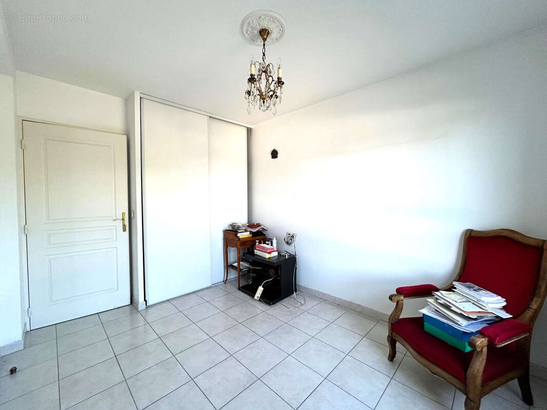 Appartement à MARSEILLE-9E