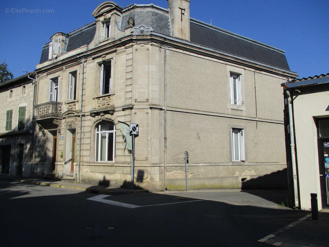 Maison à CEAUX-EN-COUHE