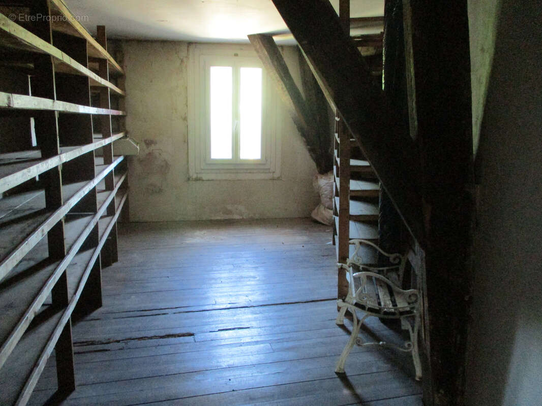 Maison à CEAUX-EN-COUHE