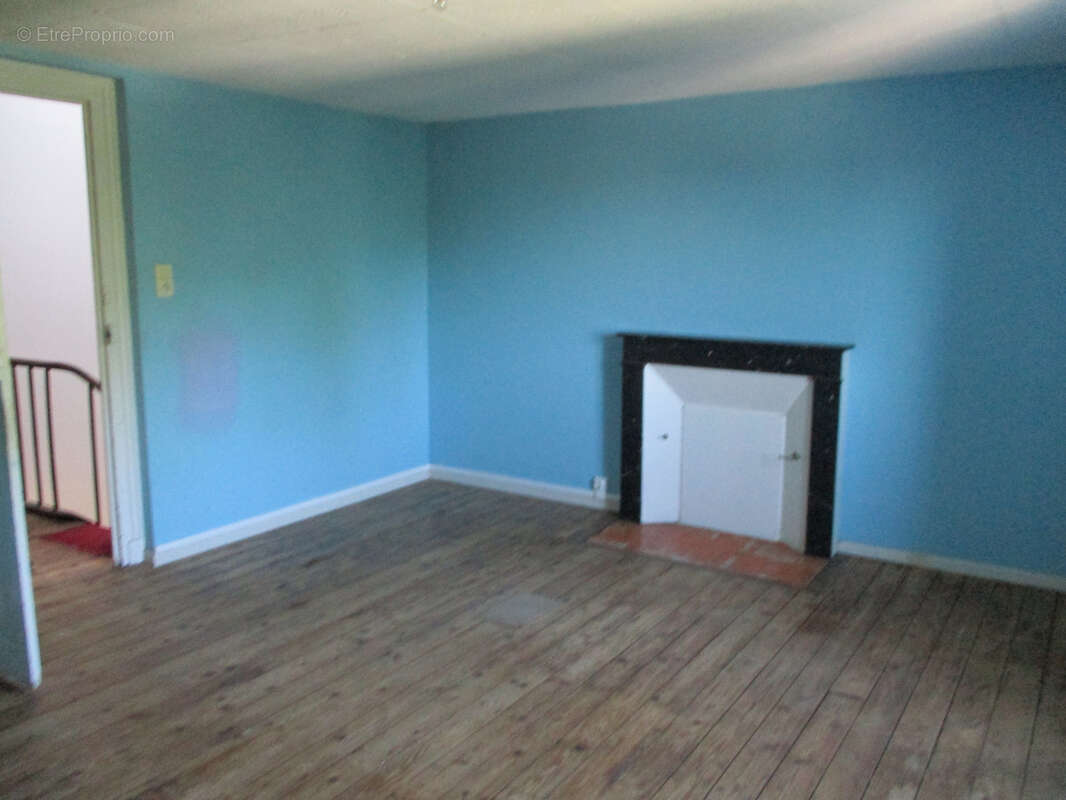 Maison à CEAUX-EN-COUHE