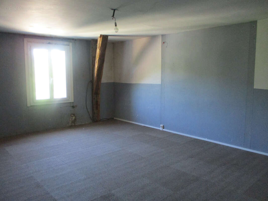 Maison à CEAUX-EN-COUHE