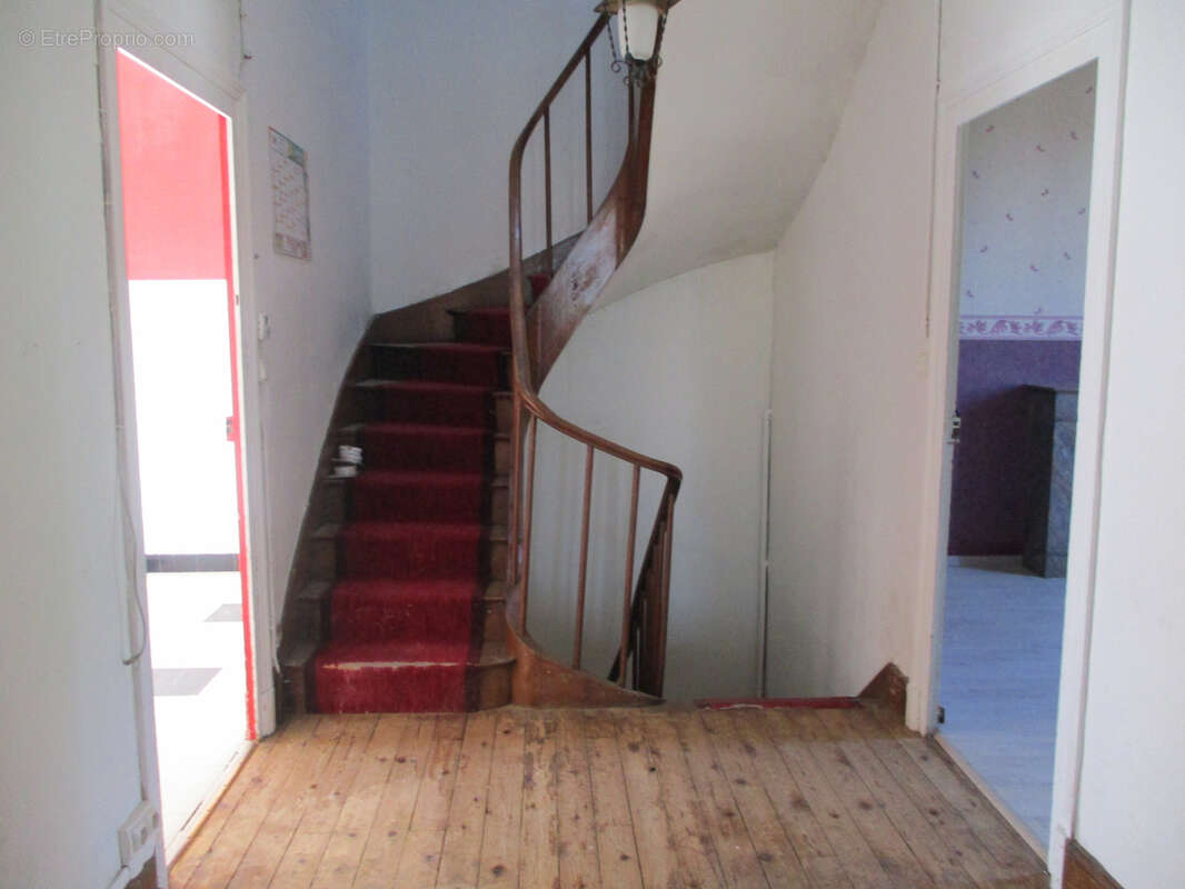 Maison à CEAUX-EN-COUHE