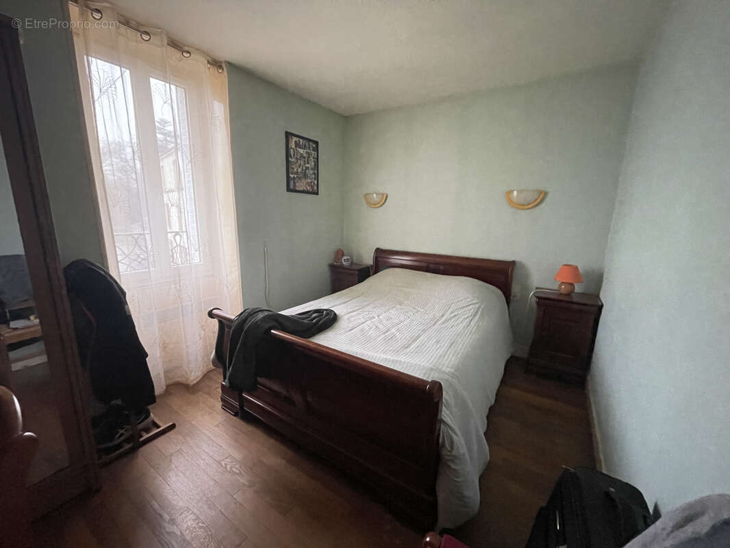 Maison à DUN-LE-PALESTEL