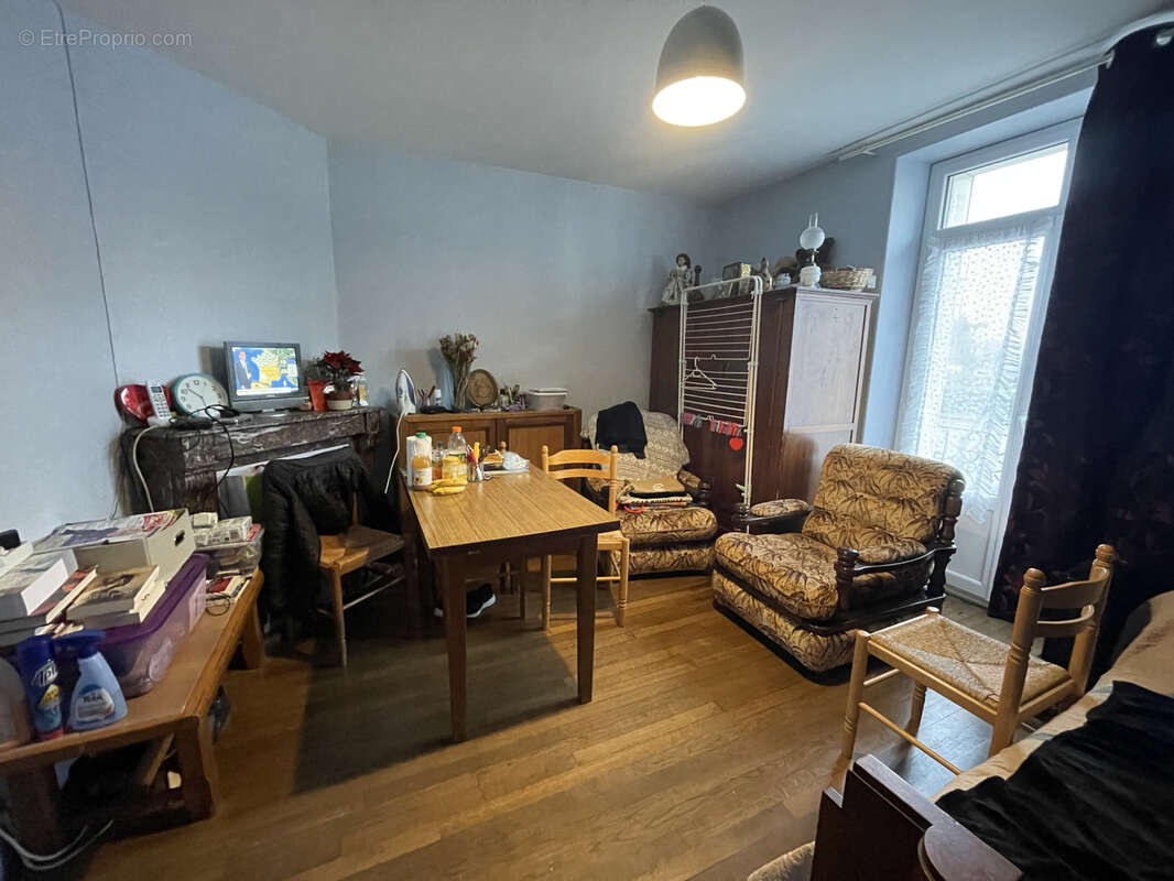 Maison à DUN-LE-PALESTEL