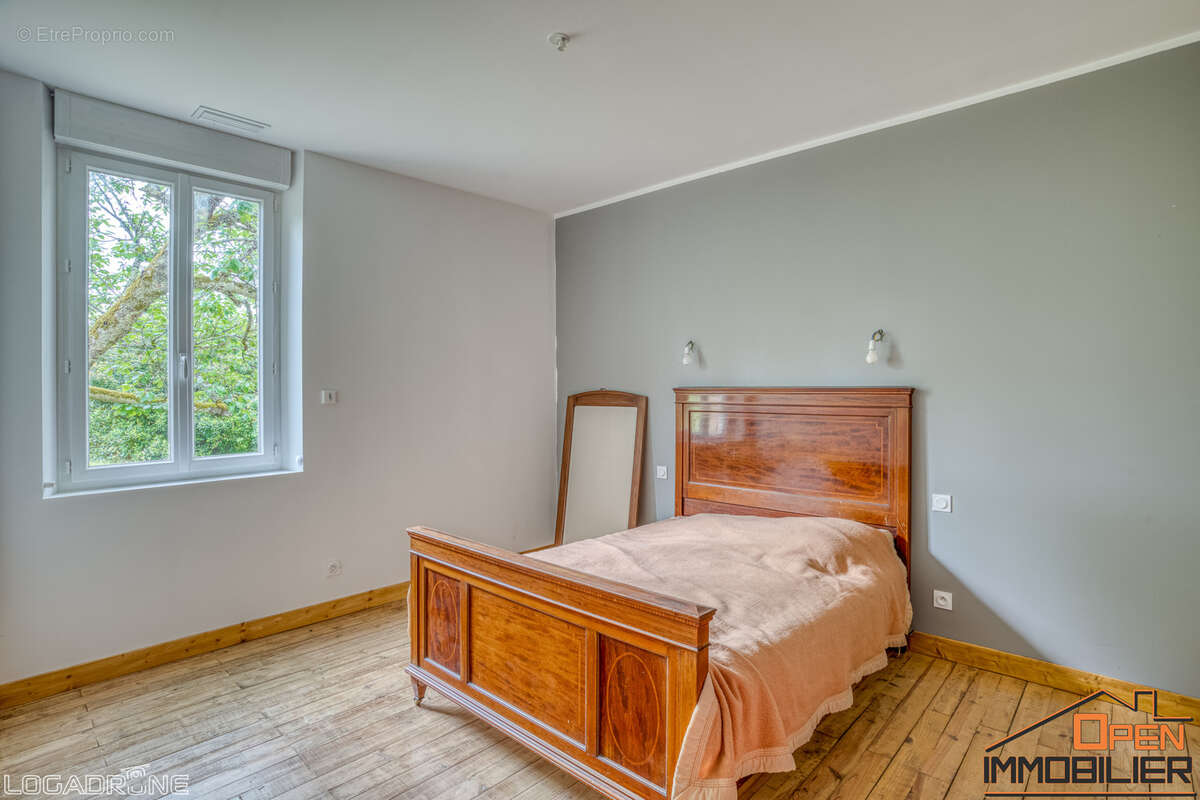 Maison à MONFLANQUIN