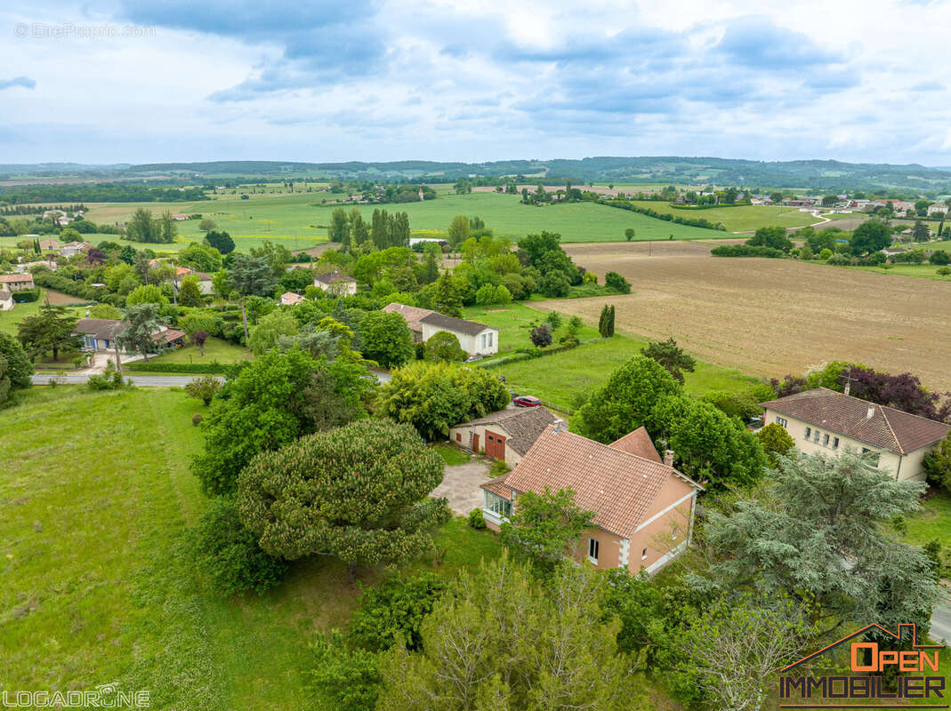 Maison à MONFLANQUIN
