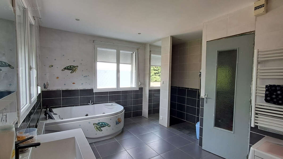 Maison à VADENCOURT