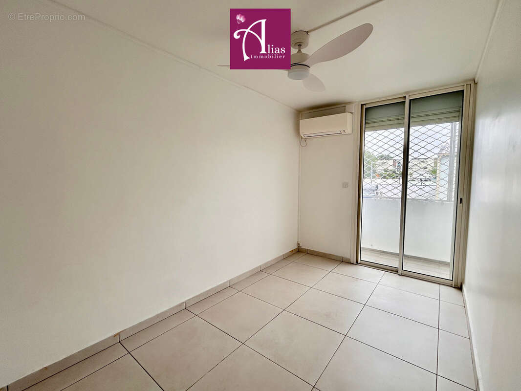 Appartement à LES ABYMES